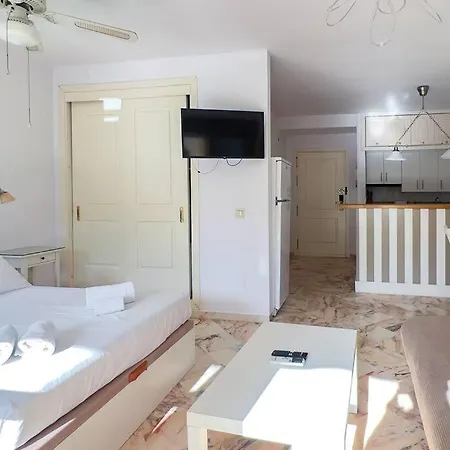 Oleholidays 113 Romana Playa Junto Al Mar Apartment *