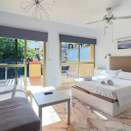 Апартаменты Oleholidays 113 Romana Playa Junto Al Mar Марбелья